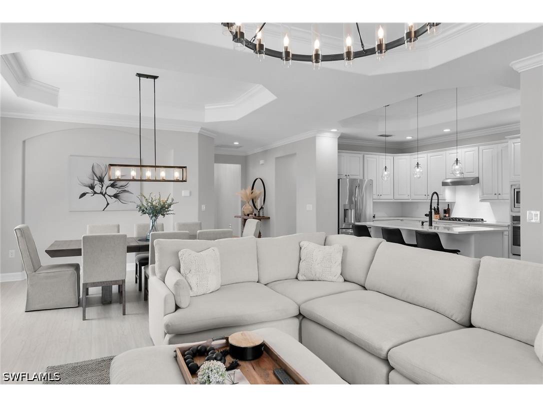 2926 Aviamar Circle Naples FL 34114 226013303 image2