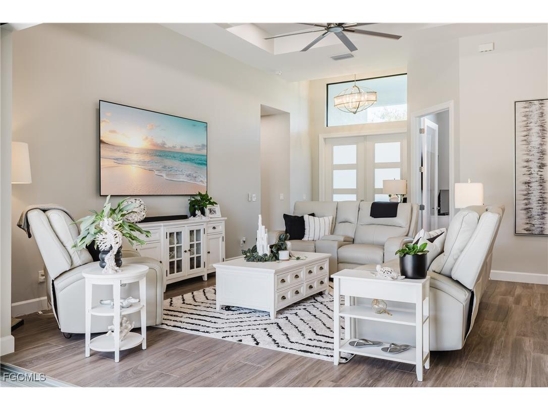 2926 Miracle Parkway Cape Coral FL 33914 2025021069 image11