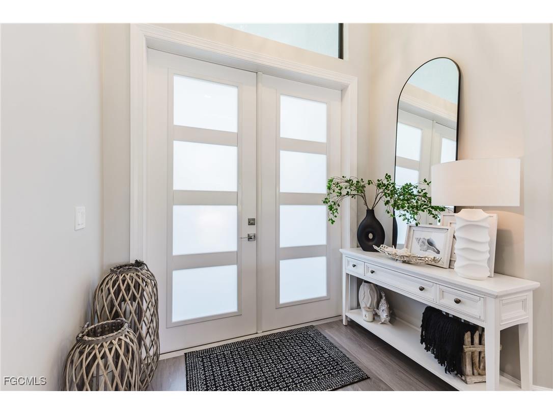 2926 Miracle Parkway Cape Coral FL 33914 2025021069 image7