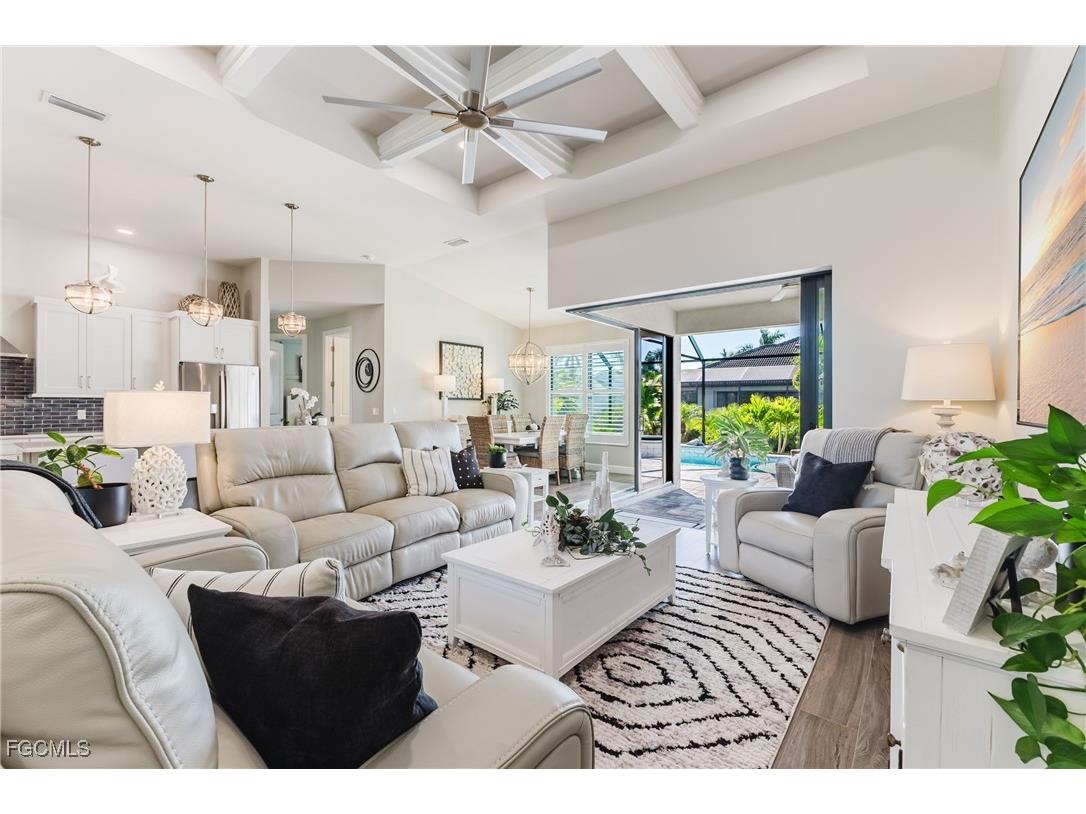 2926 Miracle Parkway Cape Coral FL 33914 2025021069 image8