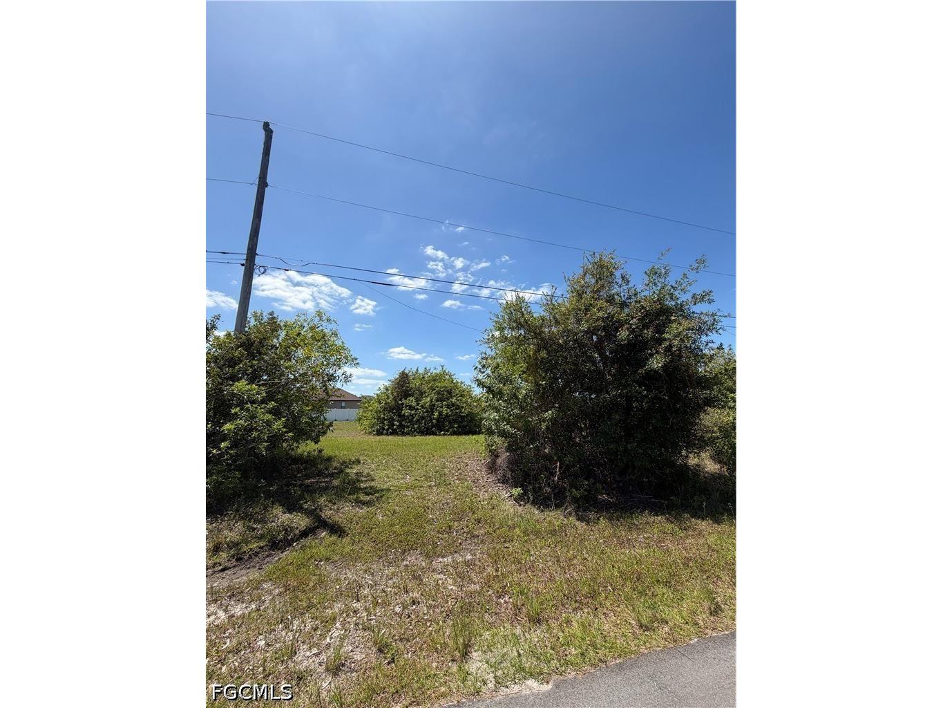 2926 NW 11th Terrace Cape Coral FL 33993 2026017336 image1
