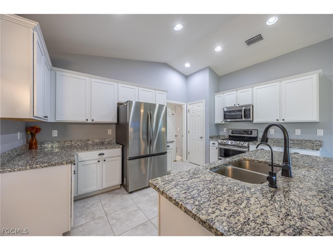 2926 NW 25th Street Cape Coral FL 33993 2026009581 image7