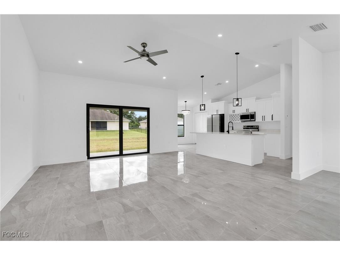 2927 8th Street SW Lehigh Acres FL 33976 2025015401 image13