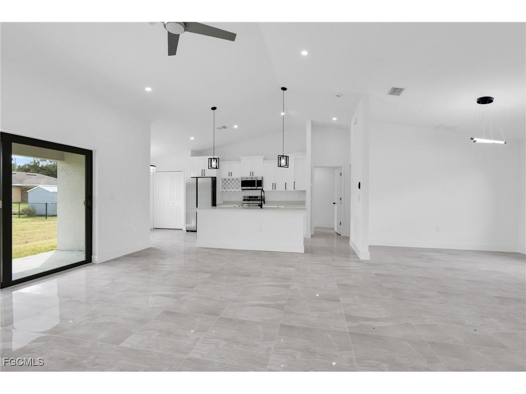 2927 8th Street SW Lehigh Acres FL 33976 2025015401 image14