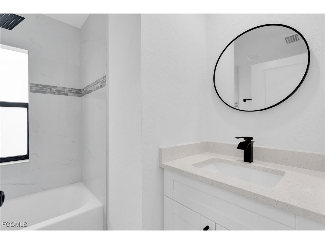 2927 8th Street SW Lehigh Acres FL 33976 2025015401 image7