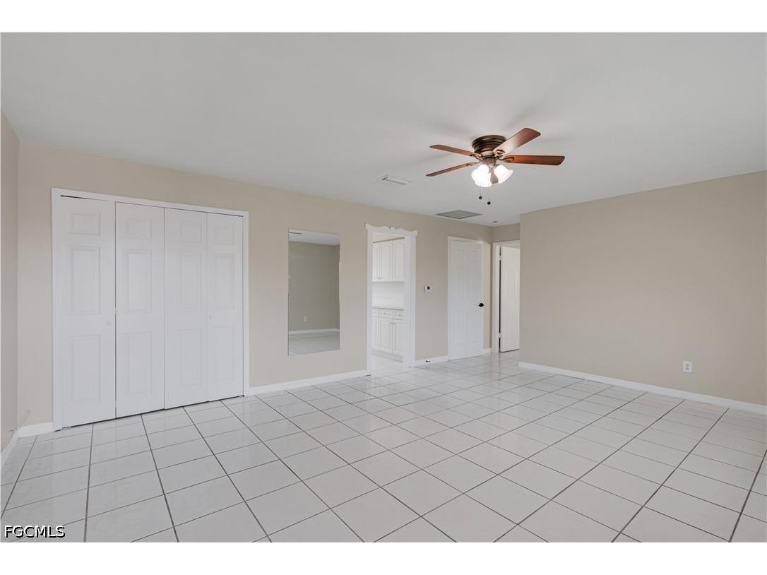 2927 SE 15th Place #4 Cape Coral FL 33904 2026024668 image5