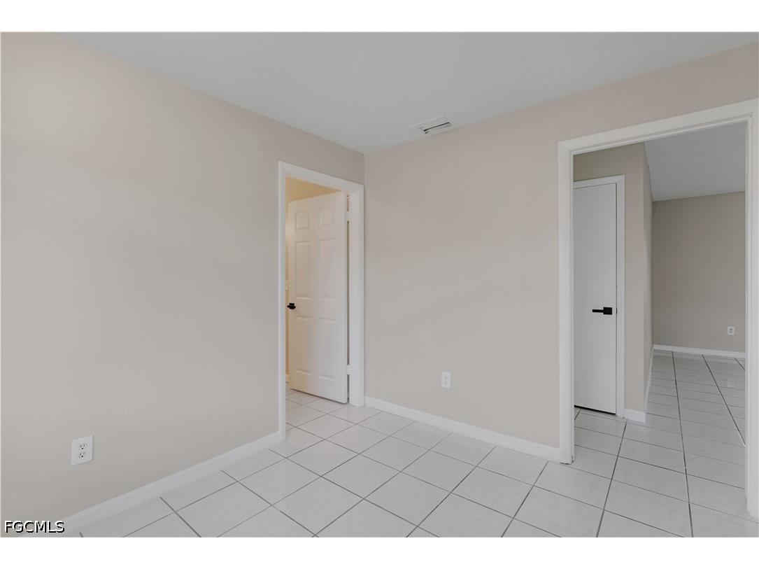 2927 SE 15th Place #4 Cape Coral FL 33904 2026024668 image7