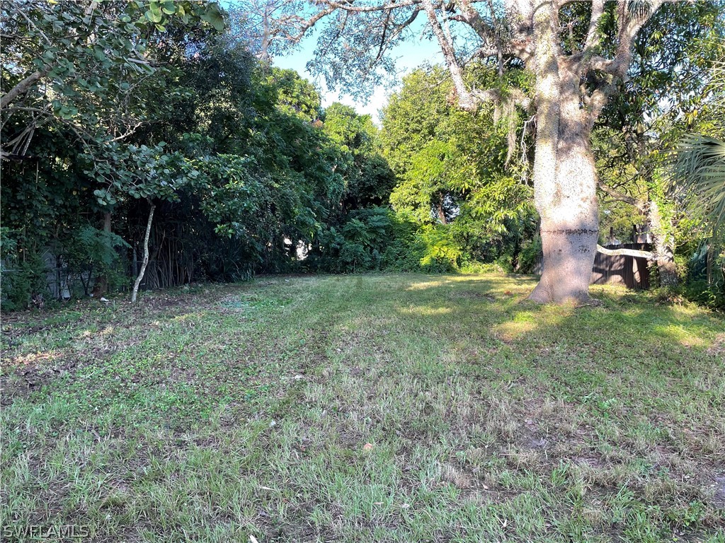 2928 Meadow Avenue Fort Myers FL 33901 224057833 image1