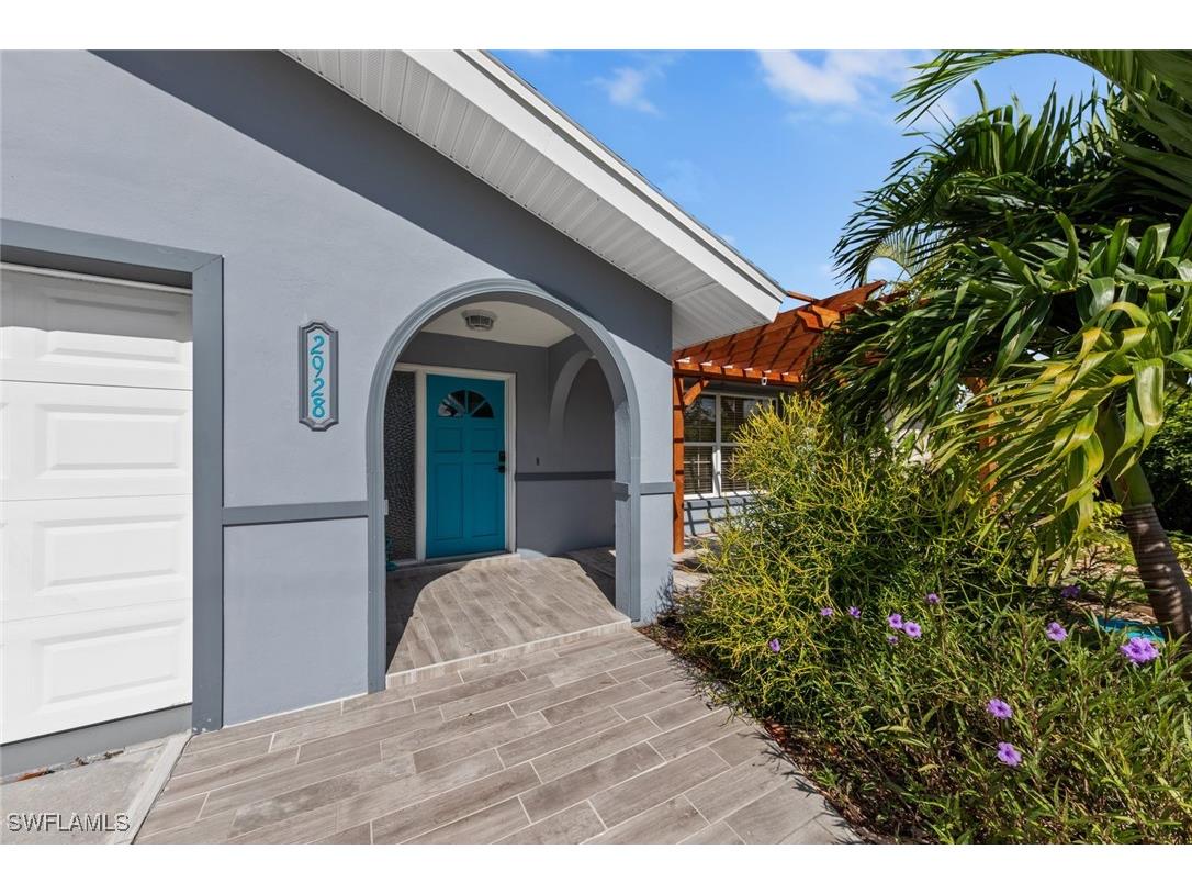 2928 SE 20th Avenue Cape Coral FL 33904 224084647 image1
