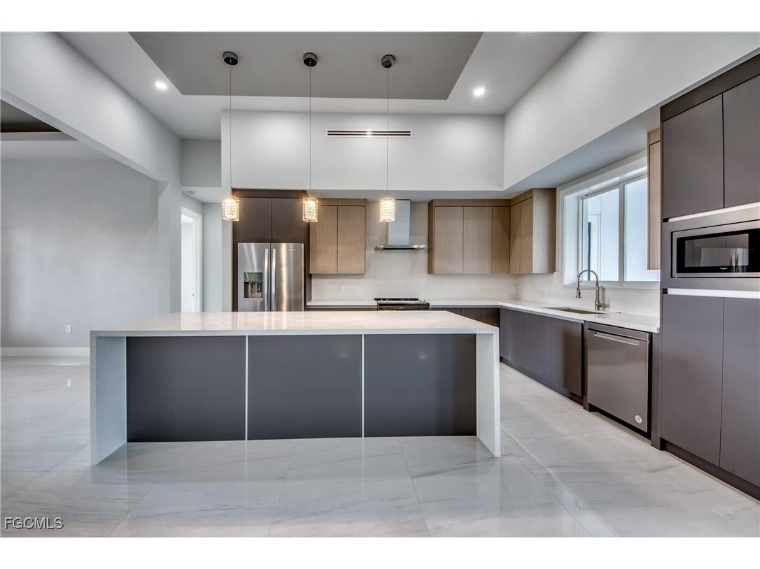 2929 SW 6th Place Cape Coral FL 33914 2025003018 image15