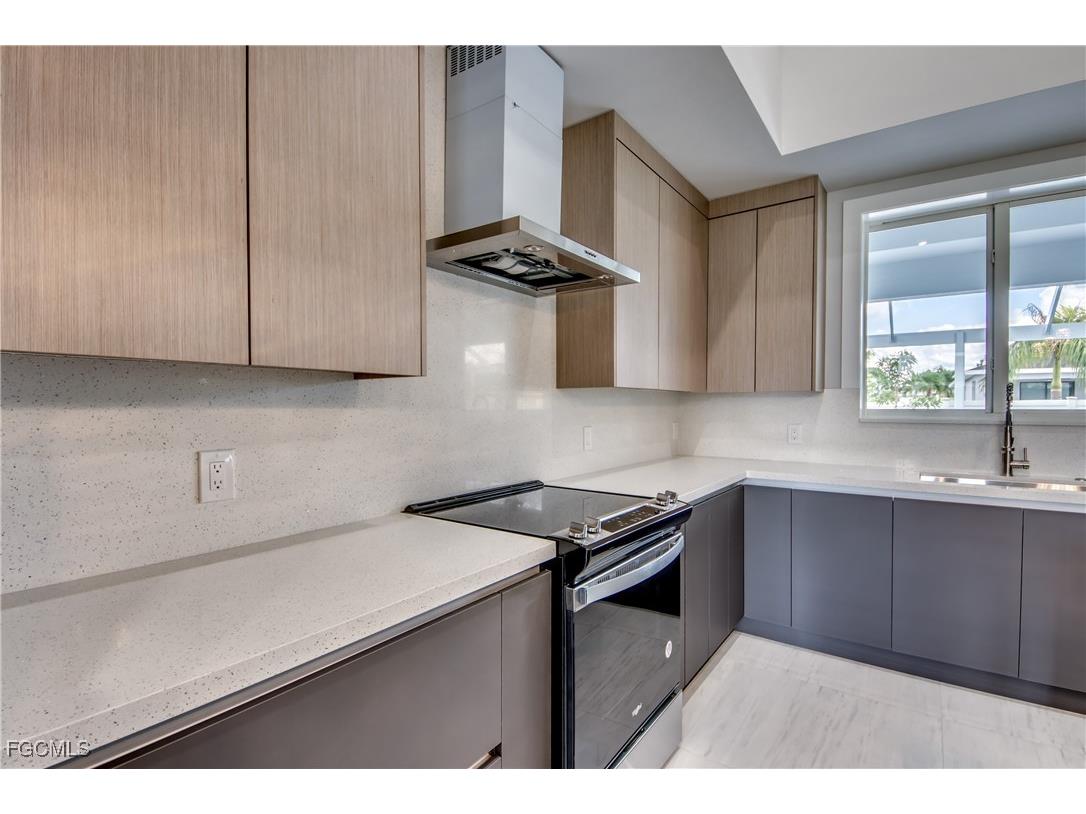 2929 SW 6th Place Cape Coral FL 33914 2025003018 image18