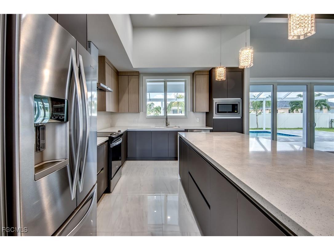 2929 SW 6th Place Cape Coral FL 33914 2025003018 image19