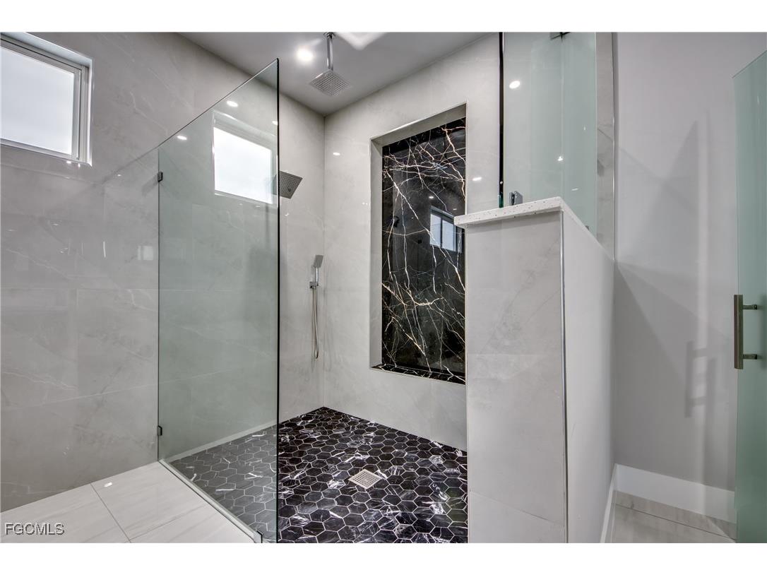 2929 SW 6th Place Cape Coral FL 33914 2025003018 image24