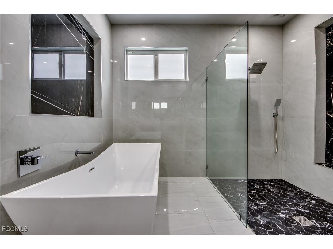 2929 SW 6th Place Cape Coral FL 33914 2025003018 image25