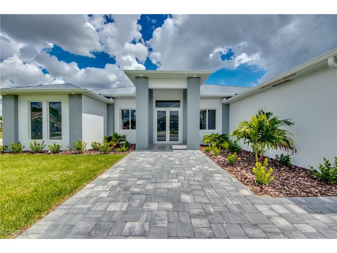 2929 SW 6th Place Cape Coral FL 33914 2025003018 image3