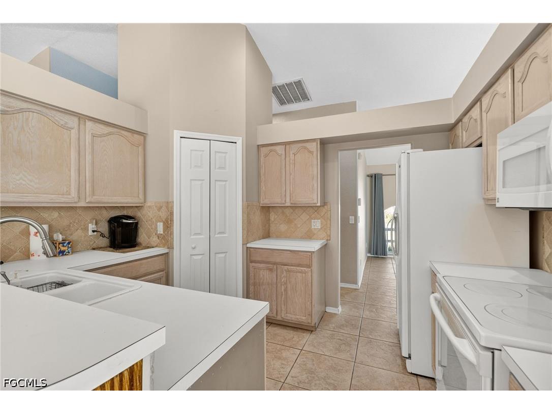 2929 SW 8th Court Cape Coral FL 33914 2026018697 image23