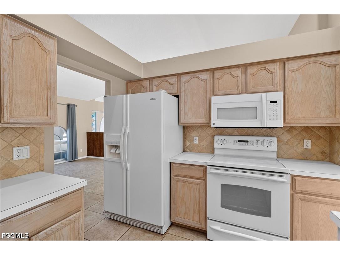 2929 SW 8th Court Cape Coral FL 33914 2026018697 image24