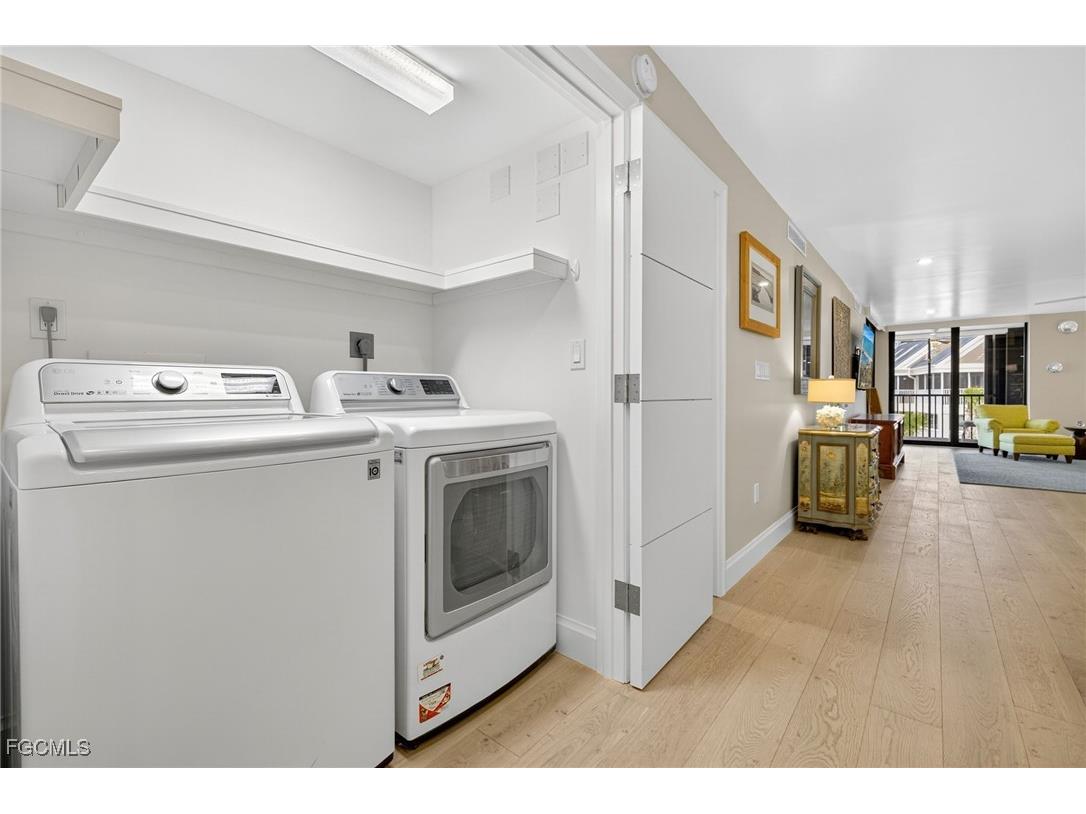 2929 W Gulf Drive #207 Sanibel FL 33957 2025002597 image19