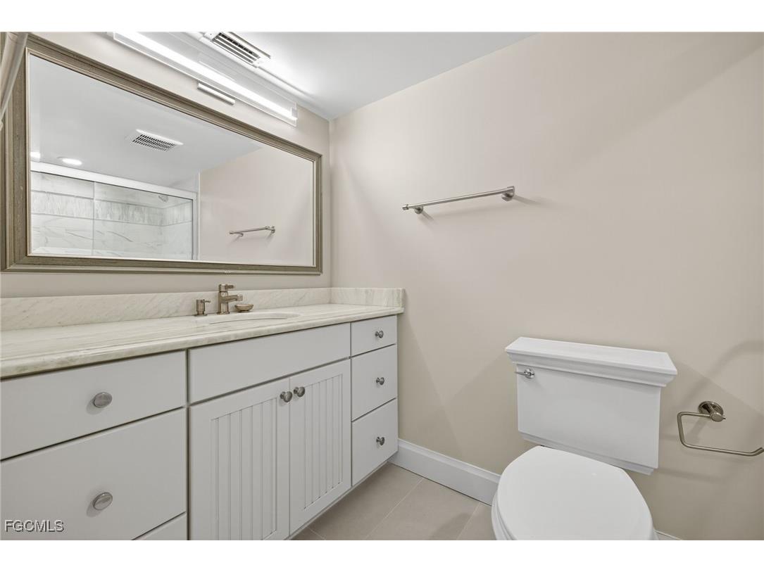 2929 W Gulf Drive #207 Sanibel FL 33957 2025002597 image24