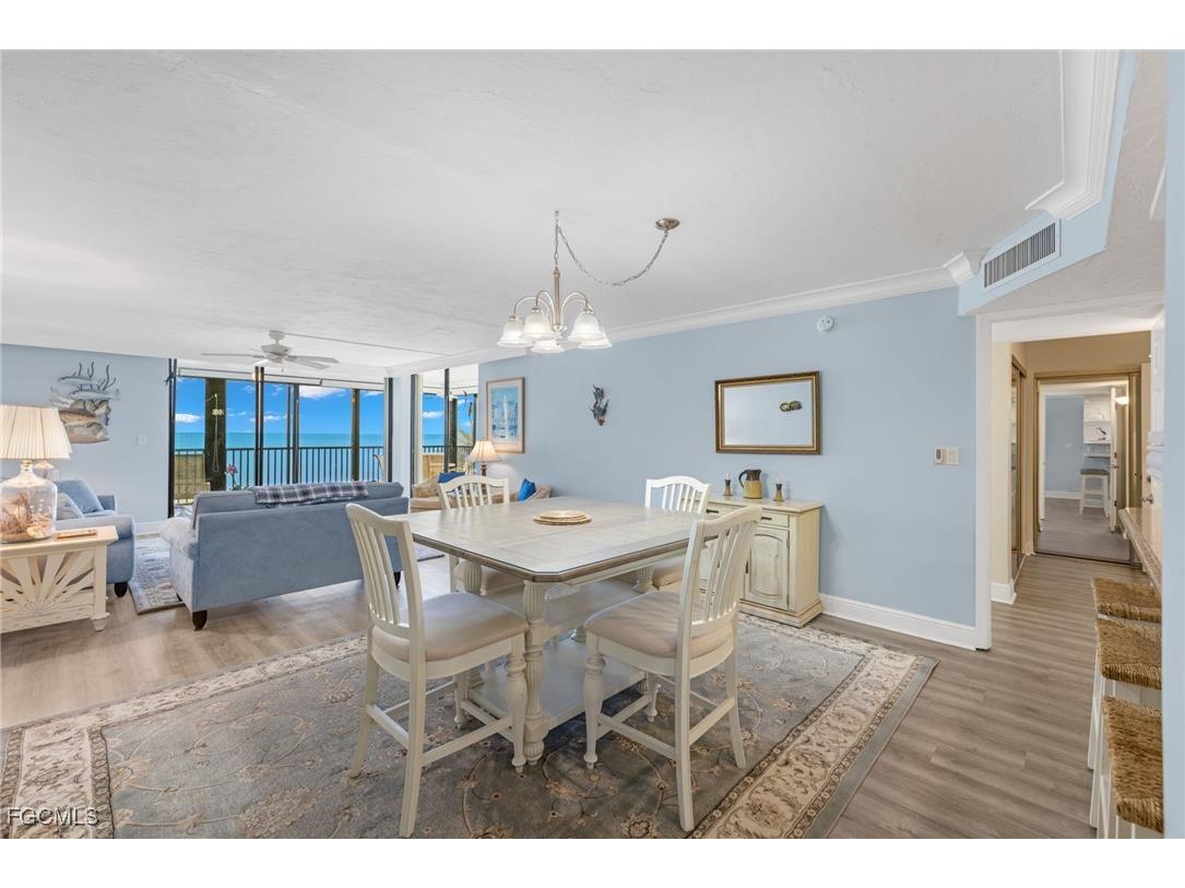 2929 W Gulf Drive #306 Sanibel FL 33957 2025019775 image11