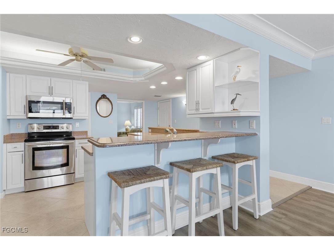 2929 W Gulf Drive #306 Sanibel FL 33957 2025019775 image12