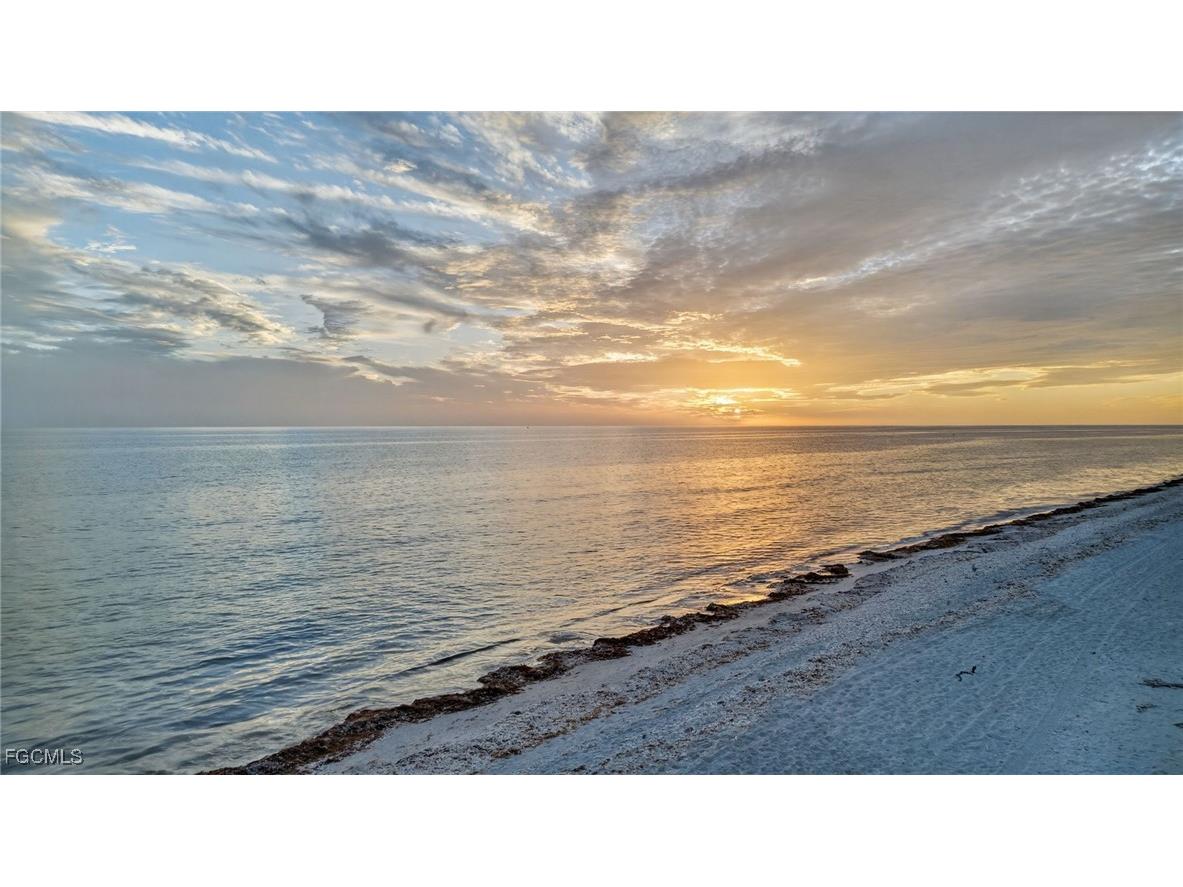 2929 W Gulf Drive #306 Sanibel FL 33957 2025019775 image44