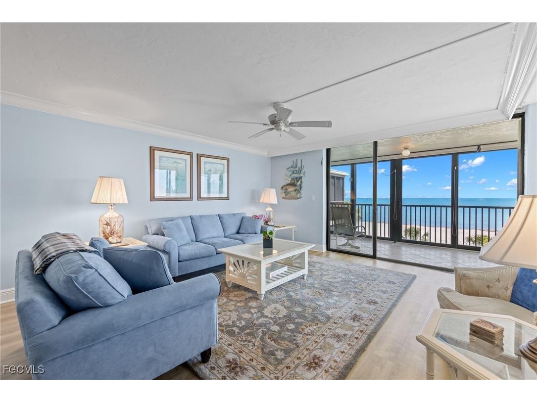 2929 W Gulf Drive #306 Sanibel FL 33957 2025019775 image8
