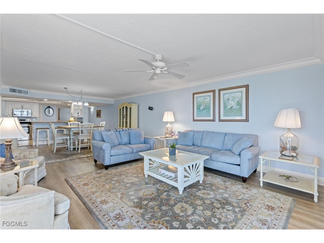 2929 W Gulf Drive #306 Sanibel FL 33957 2025019775 image9