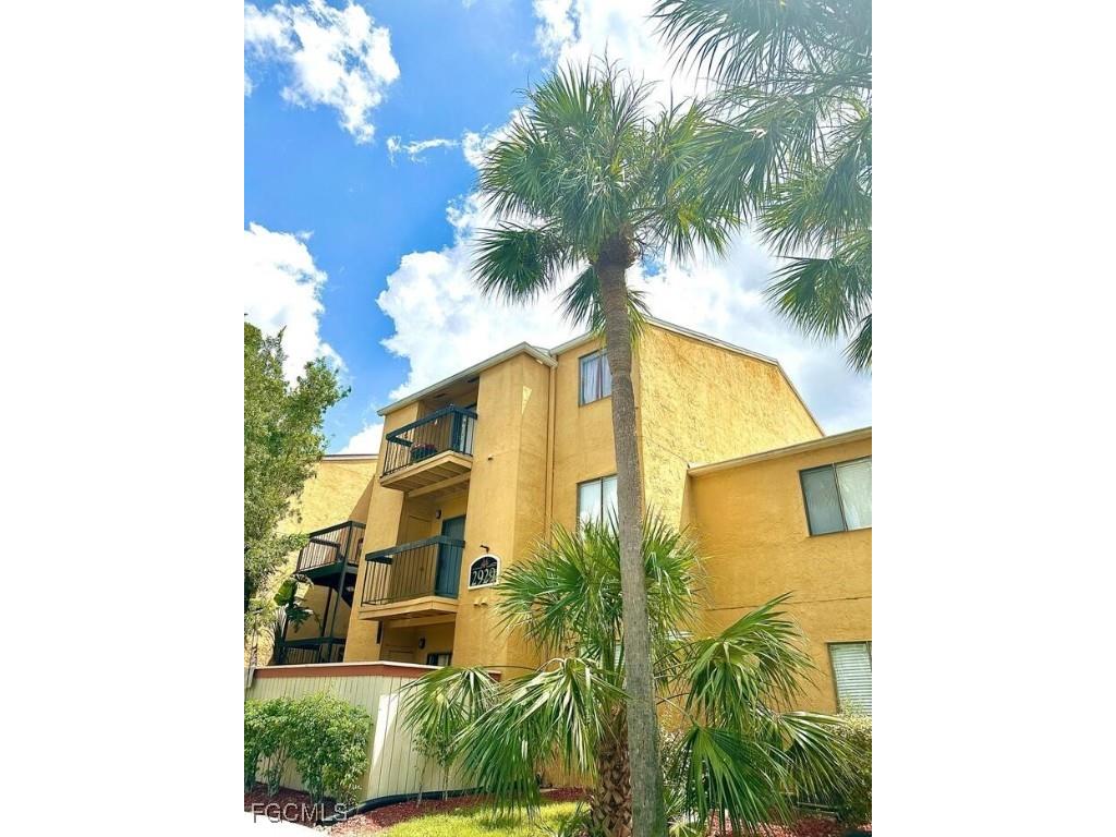 2929 Winkler Avenue #1018 Fort Myers FL 33916 2026001625 image8