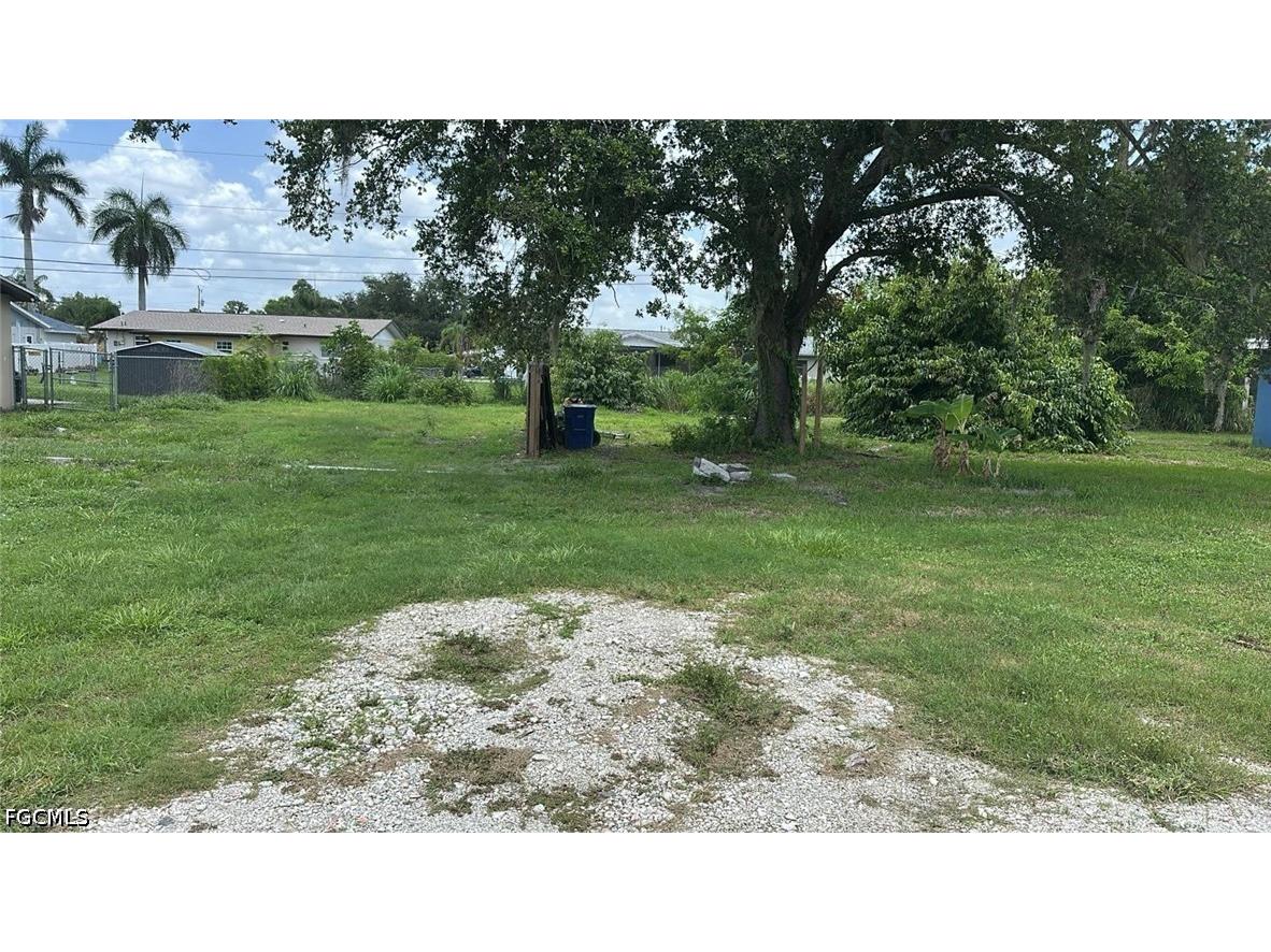 293 Byron Avenue North Fort Myers FL 33917 2026003631 image3