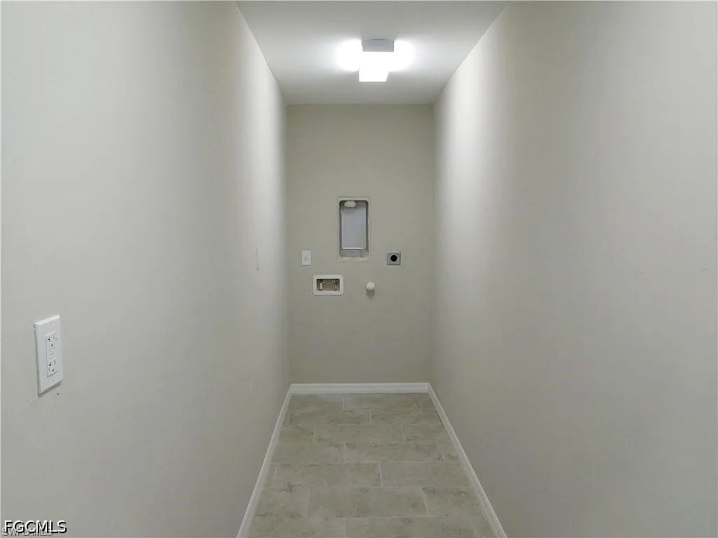 2930 Diplomat Parkway W Cape Coral FL 33993 2026029685 image11