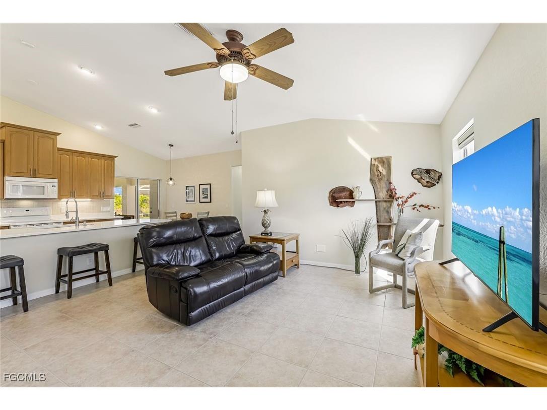 2931 NW 18th Terrace Cape Coral FL 33993 2025022511 image13