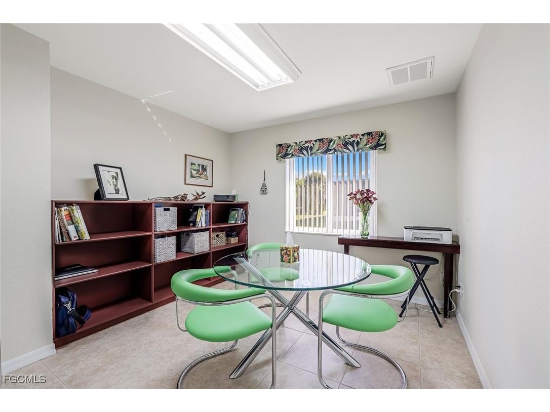 2931 NW 18th Terrace Cape Coral FL 33993 2025022511 image31