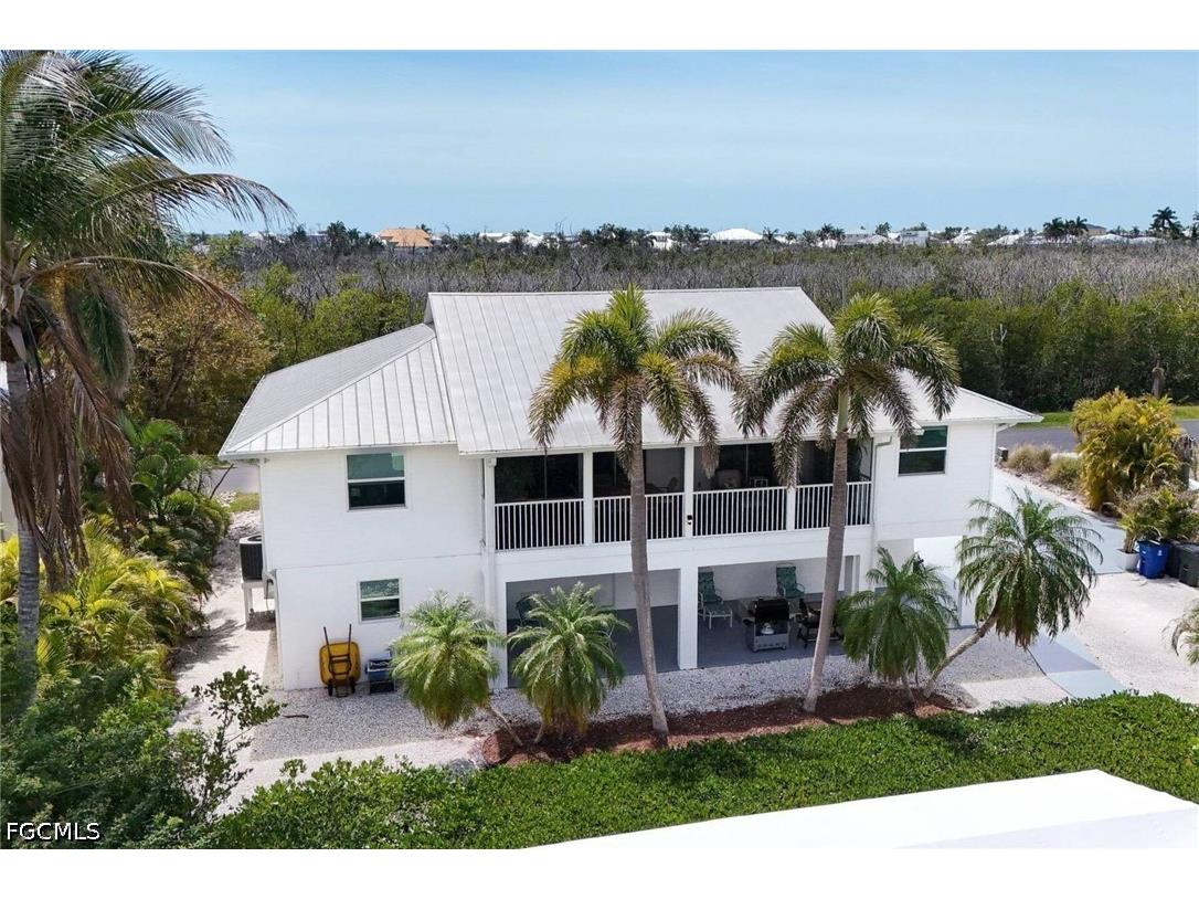 2932 Buttonwood Key Court Saint James City FL 33956 2026015213 image1