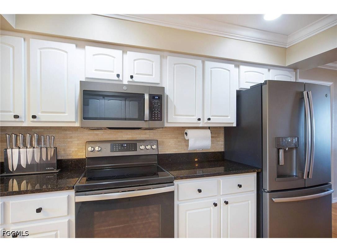 2932 Buttonwood Key Court Saint James City FL 33956 2026015213 image11