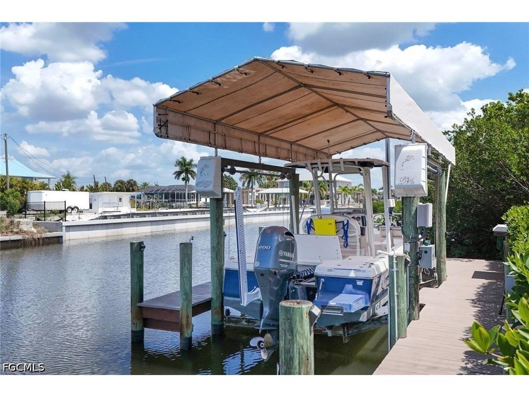 2932 Buttonwood Key Court Saint James City FL 33956 2026015213 image31