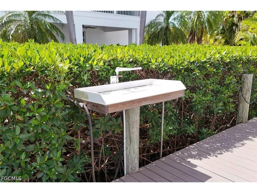 2932 Buttonwood Key Court Saint James City FL 33956 2026015213 image33
