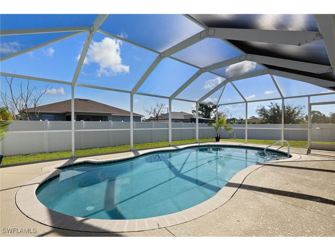 2933 NW 25th Terrace Cape Coral FL 33993 225053555 image1