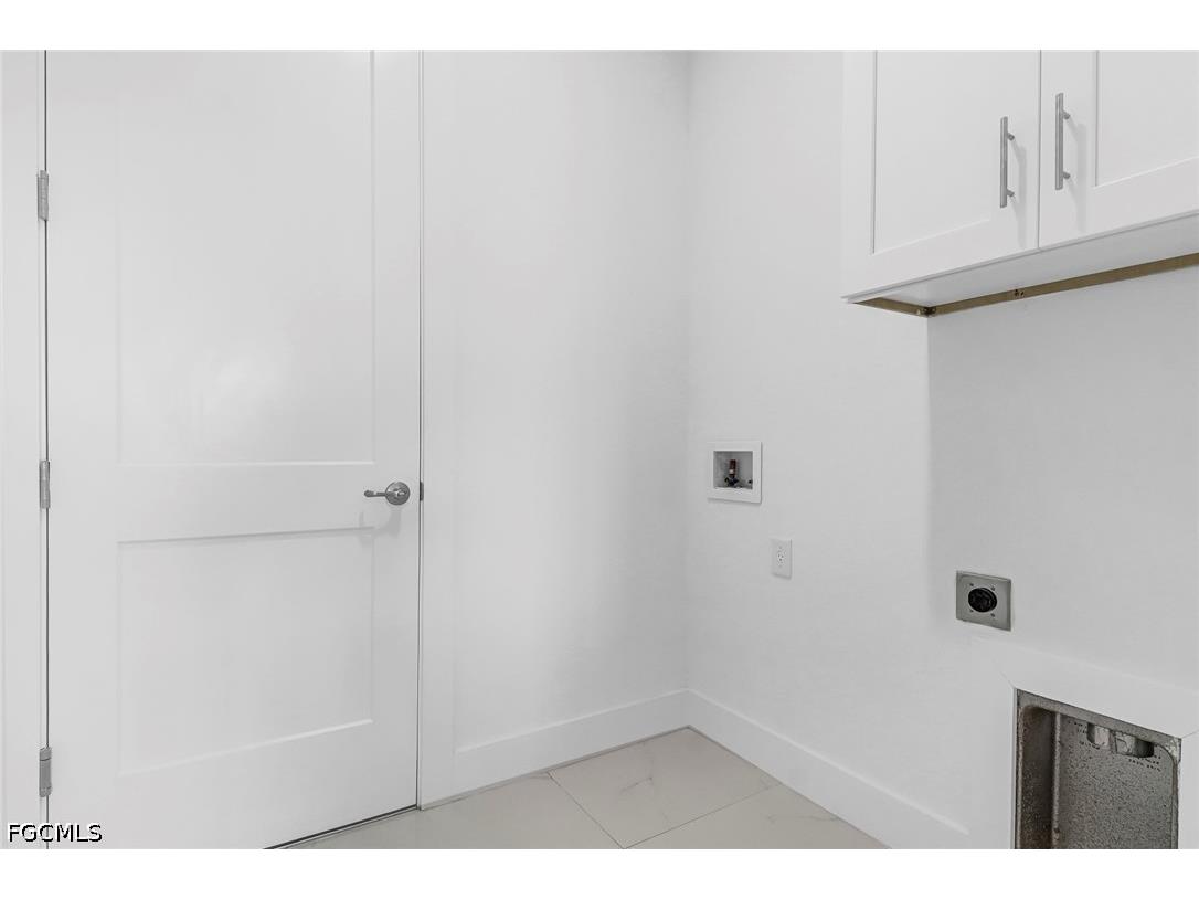 2933 Van Buren Parkway Cape Coral FL 33993 2026029367 image13