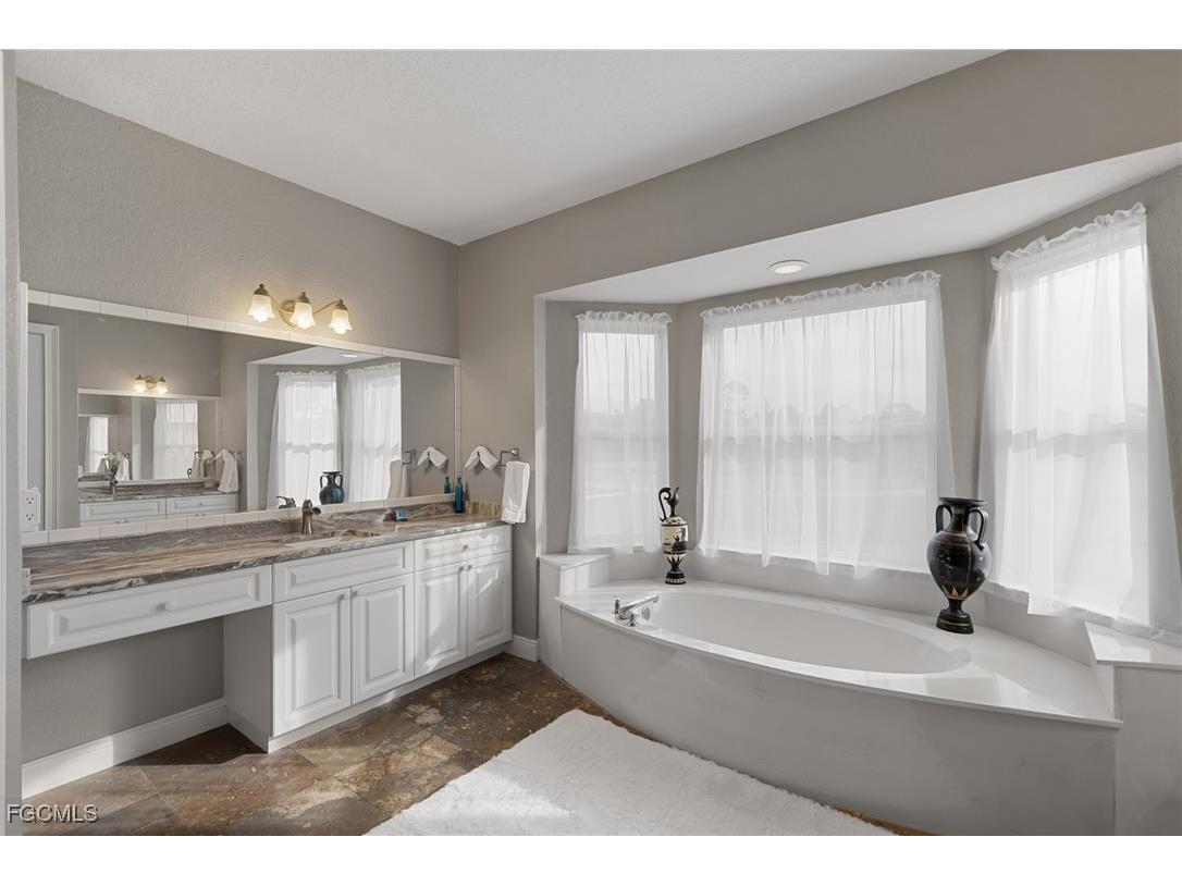 29336 Sam Way Punta Gorda FL 33982 2025019553 image16