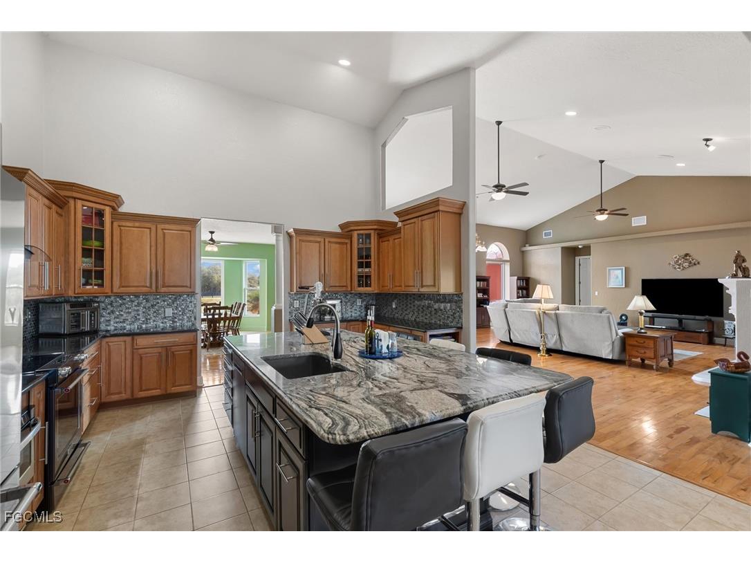 29336 Sam Way Punta Gorda FL 33982 2025019553 image9