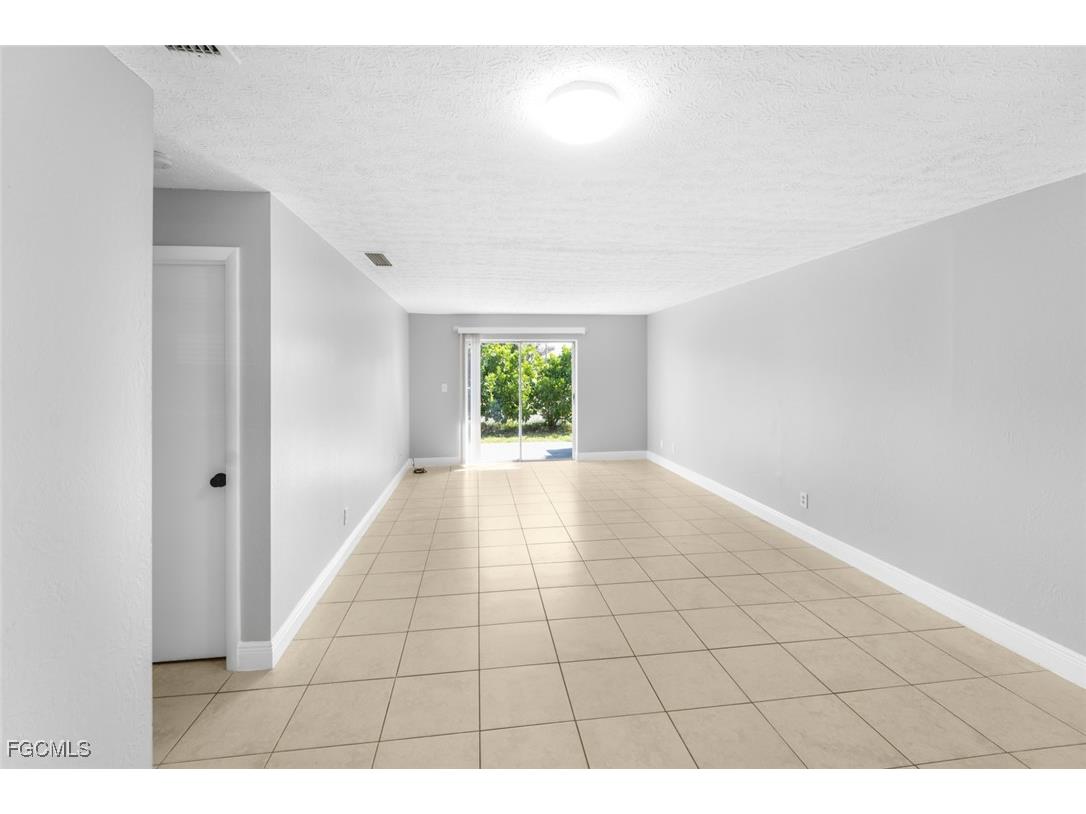 2935 SE 15th Place #2 Cape Coral FL 33904 2025025463 image12