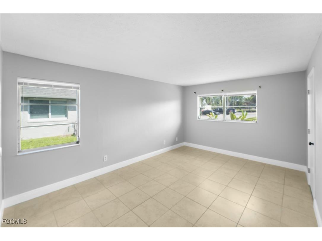 2935 SE 15th Place #2 Cape Coral FL 33904 2025025463 image13