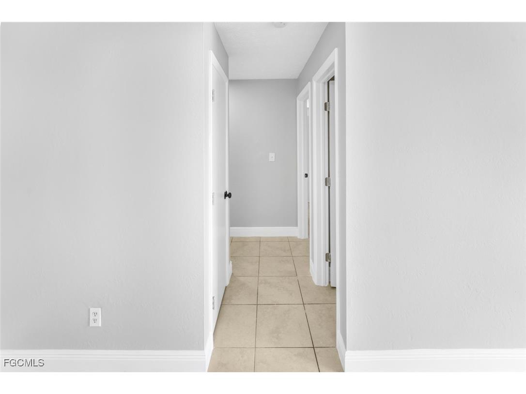 2935 SE 15th Place #2 Cape Coral FL 33904 2025025463 image18