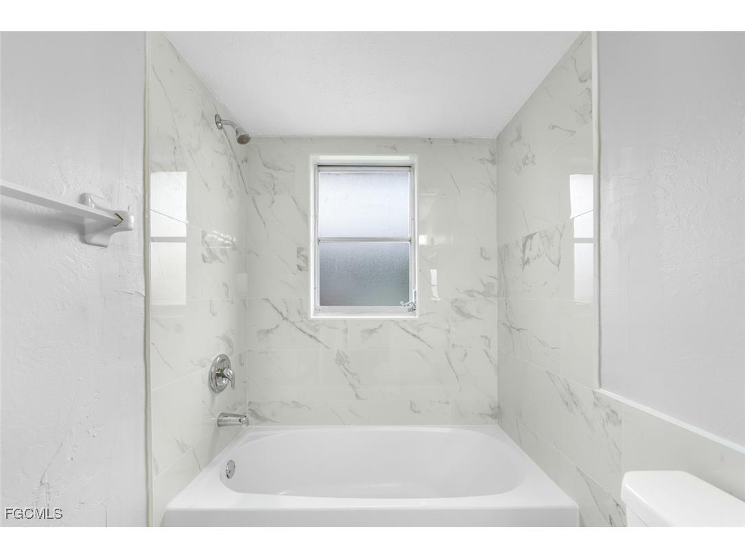 2935 SE 15th Place #2 Cape Coral FL 33904 2025025463 image21