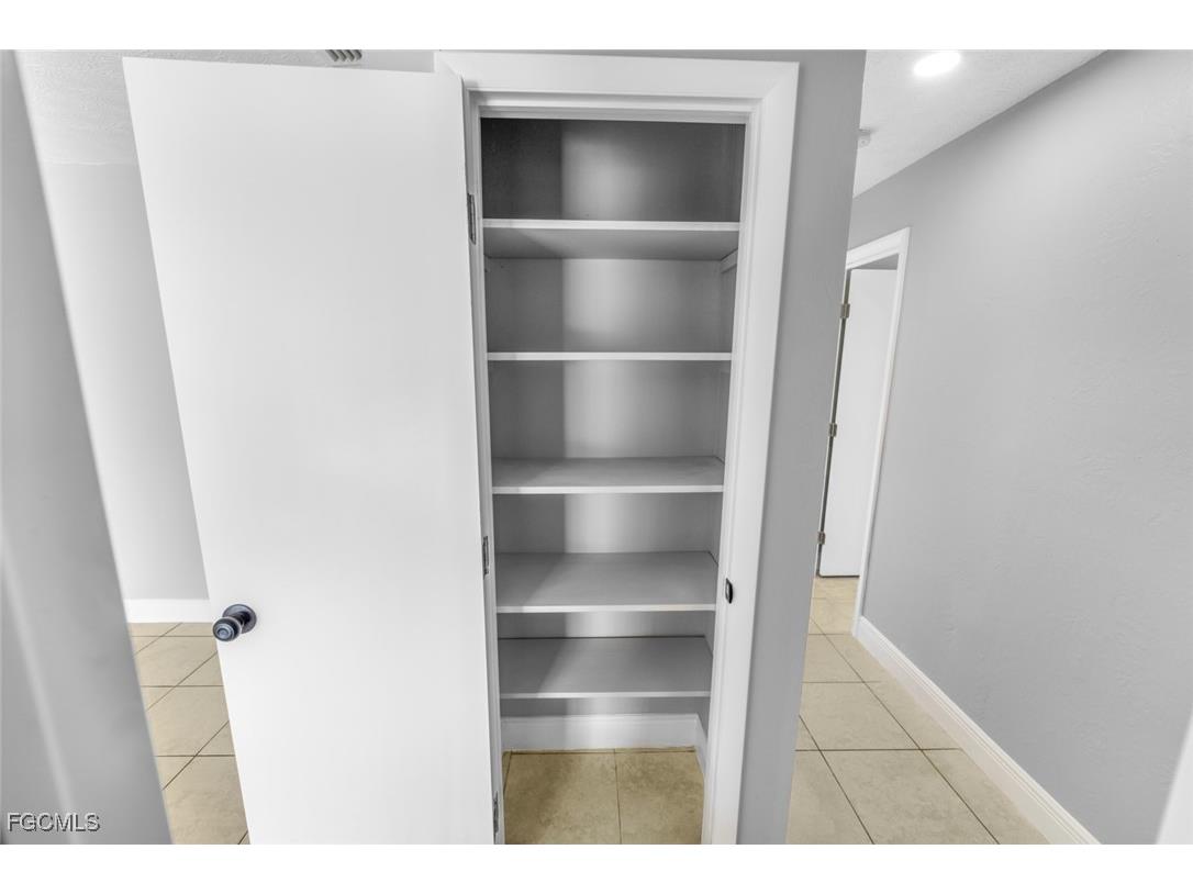 2935 SE 15th Place #2 Cape Coral FL 33904 2025025463 image26