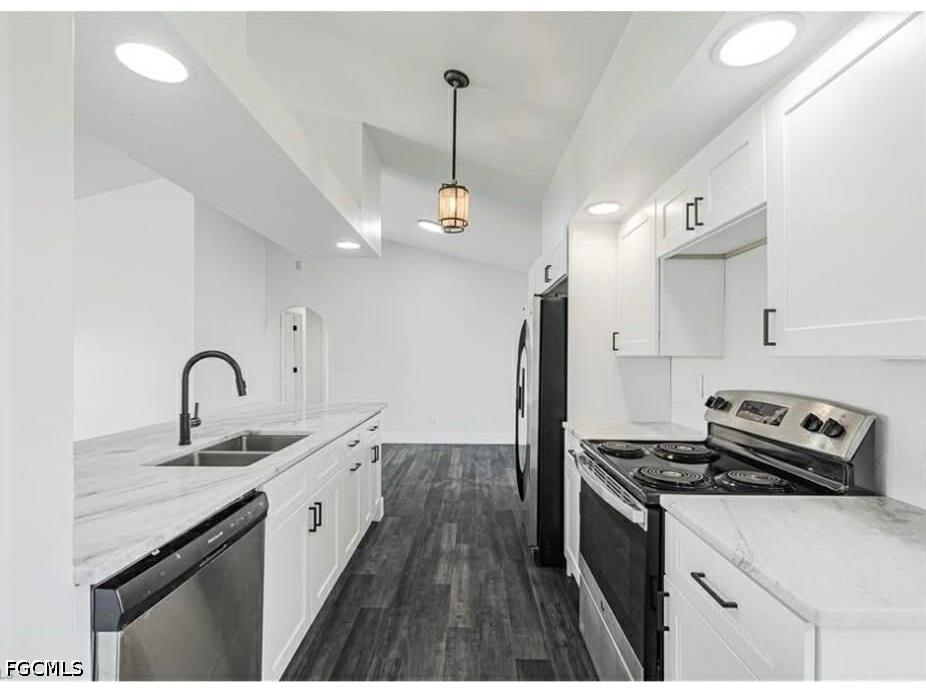 2935 SW 1st Place Cape Coral FL 33914 2025024472 image3