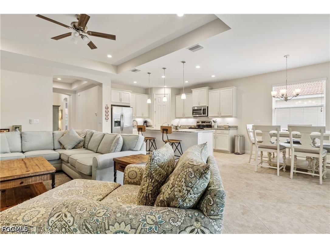 2935 Sunset Pointe Circle Cape Coral FL 33914 2026014127 image12