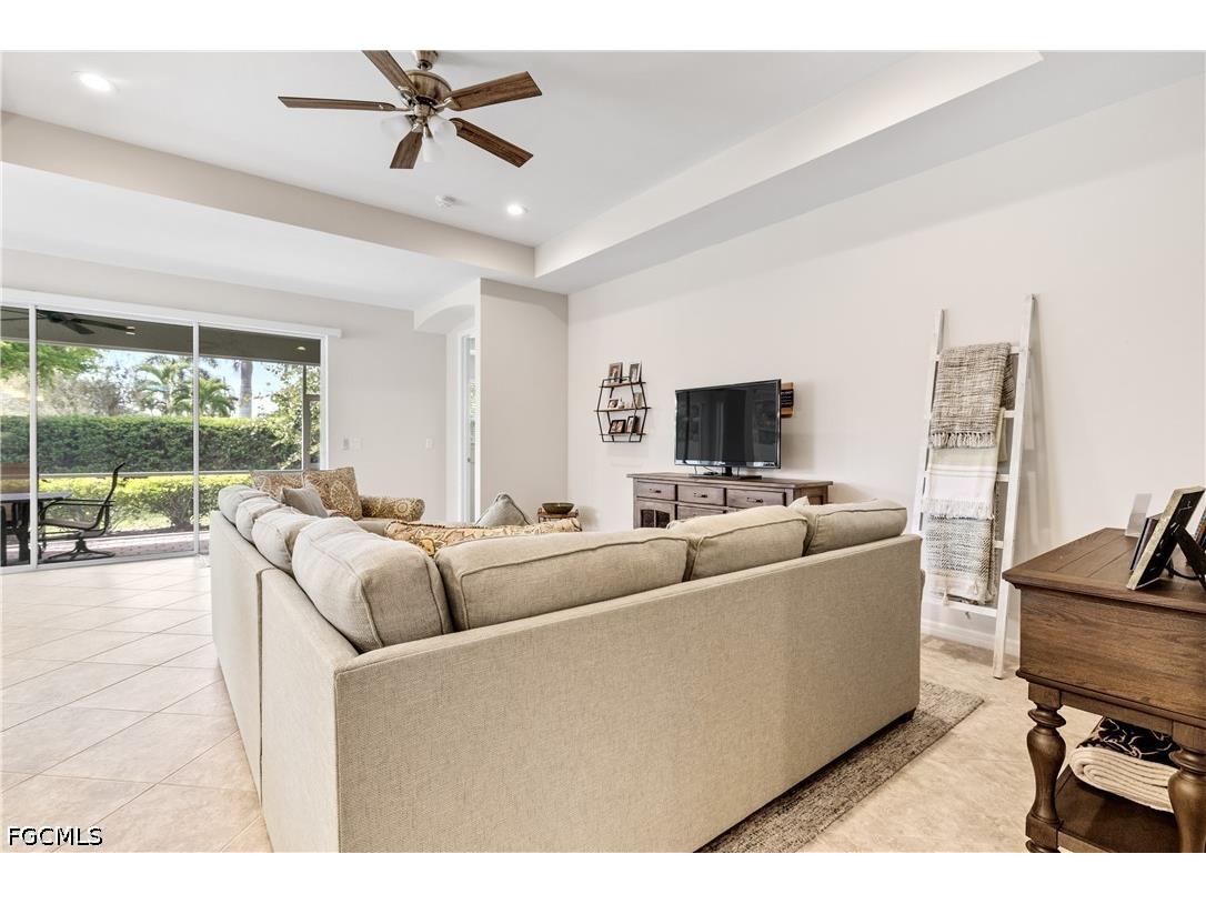2935 Sunset Pointe Circle Cape Coral FL 33914 2026014127 image13