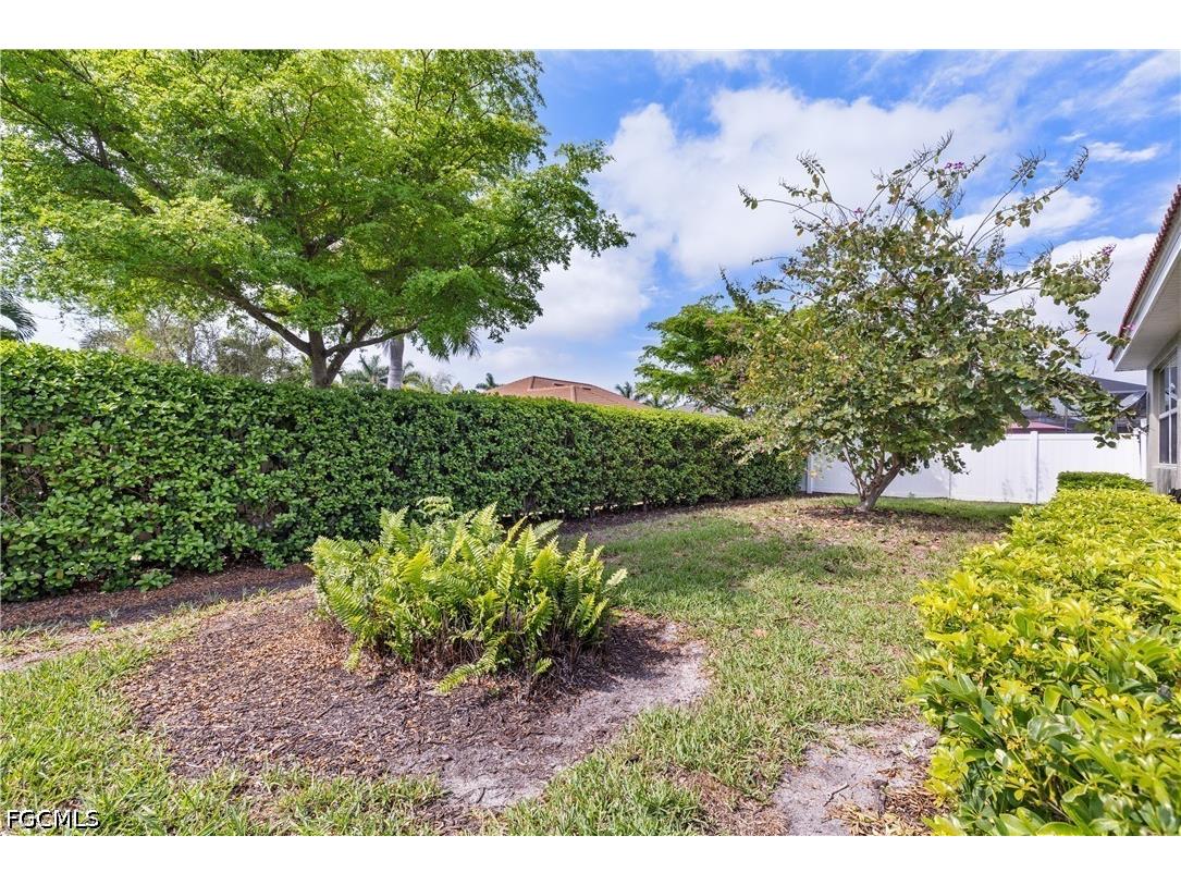 2935 Sunset Pointe Circle Cape Coral FL 33914 2026014127 image32
